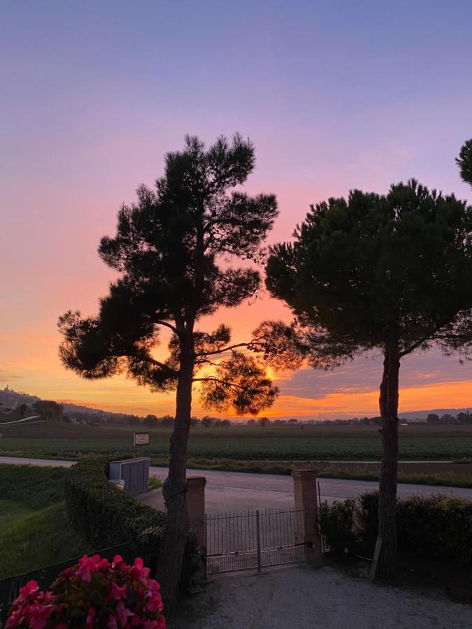 Agriturismo La Fonte Di San Girio Guest House Potenza Picena Luaran gambar