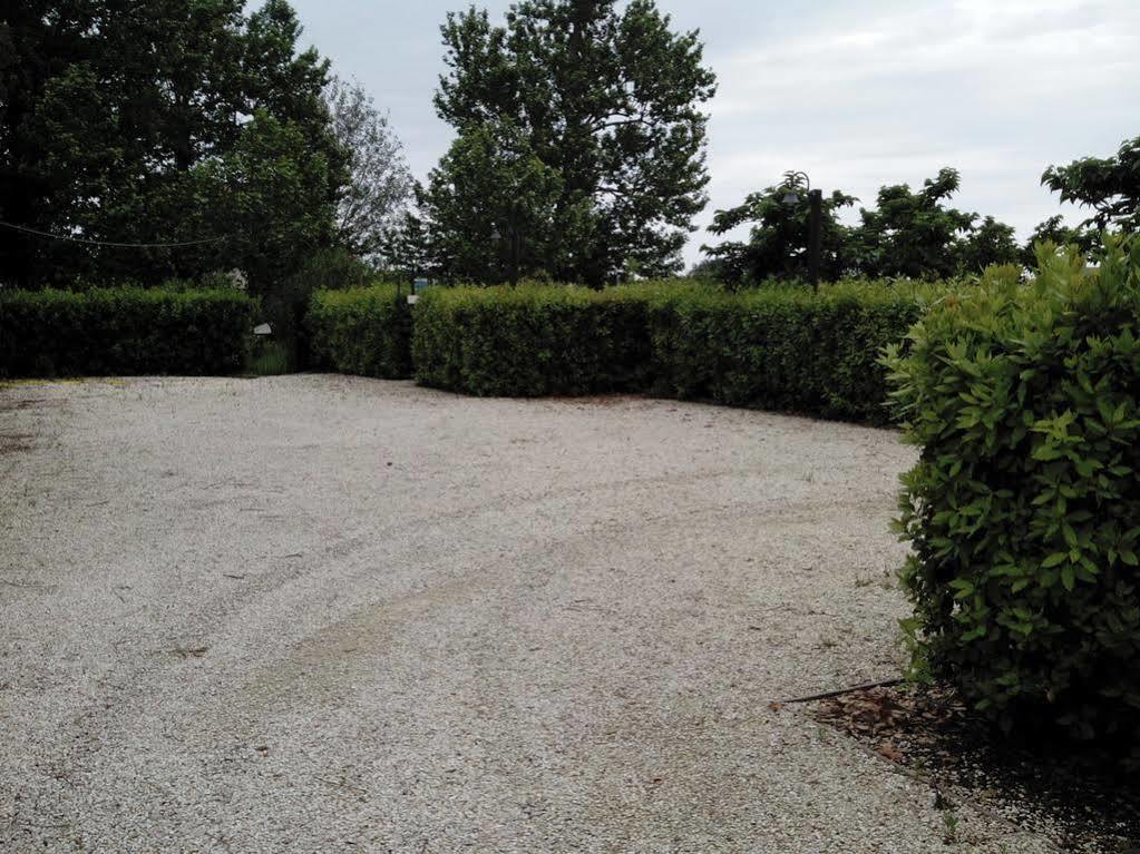 Agriturismo La Fonte Di San Girio Guest House Potenza Picena Luaran gambar